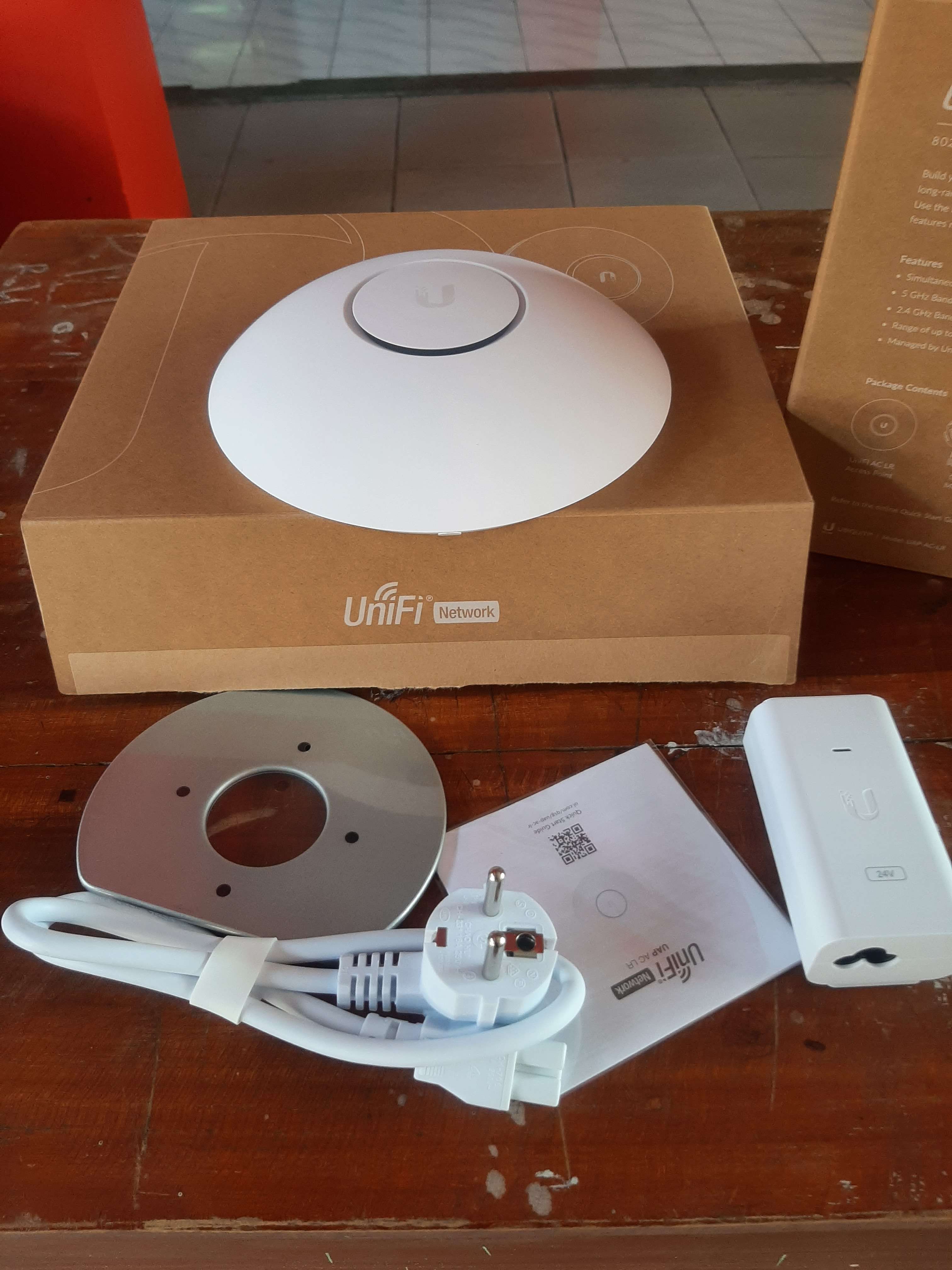 UBIQUITI Unifi AP AC LR Wifi Wireless Long Range N 300mbps UAP AC LR ...