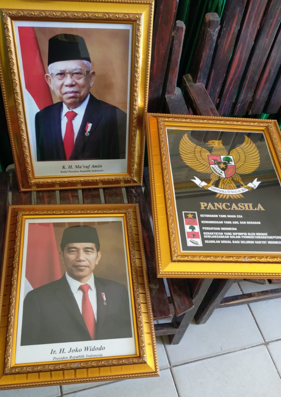 Bingkai dan Foto Garuda Standard | SIPLah