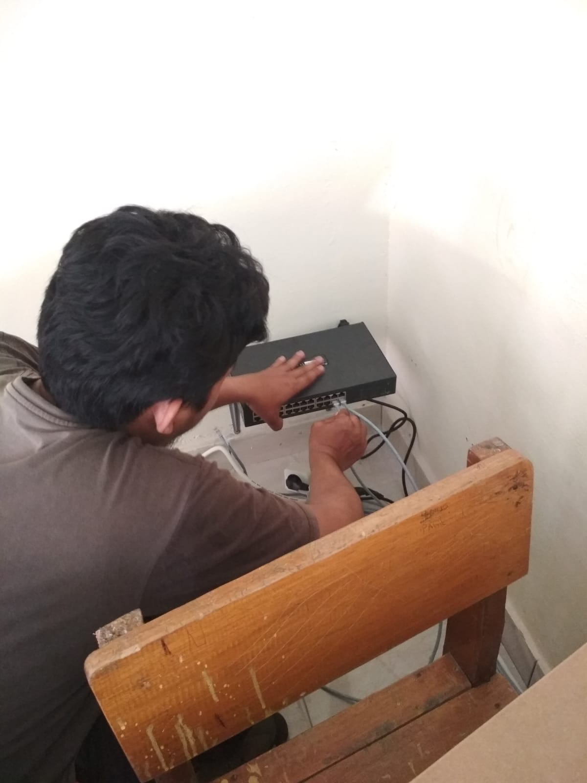 Perbaikan dan Perawatan LAB Komputer | SIPLah