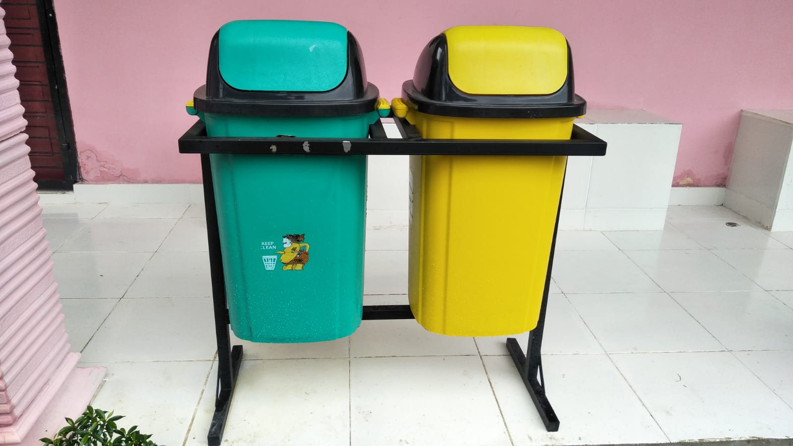 Tong Sampah 2 Warna Siplah 5068