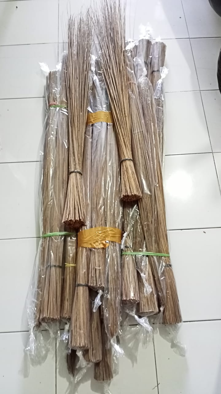 Sapu Lidi Besar Siplah