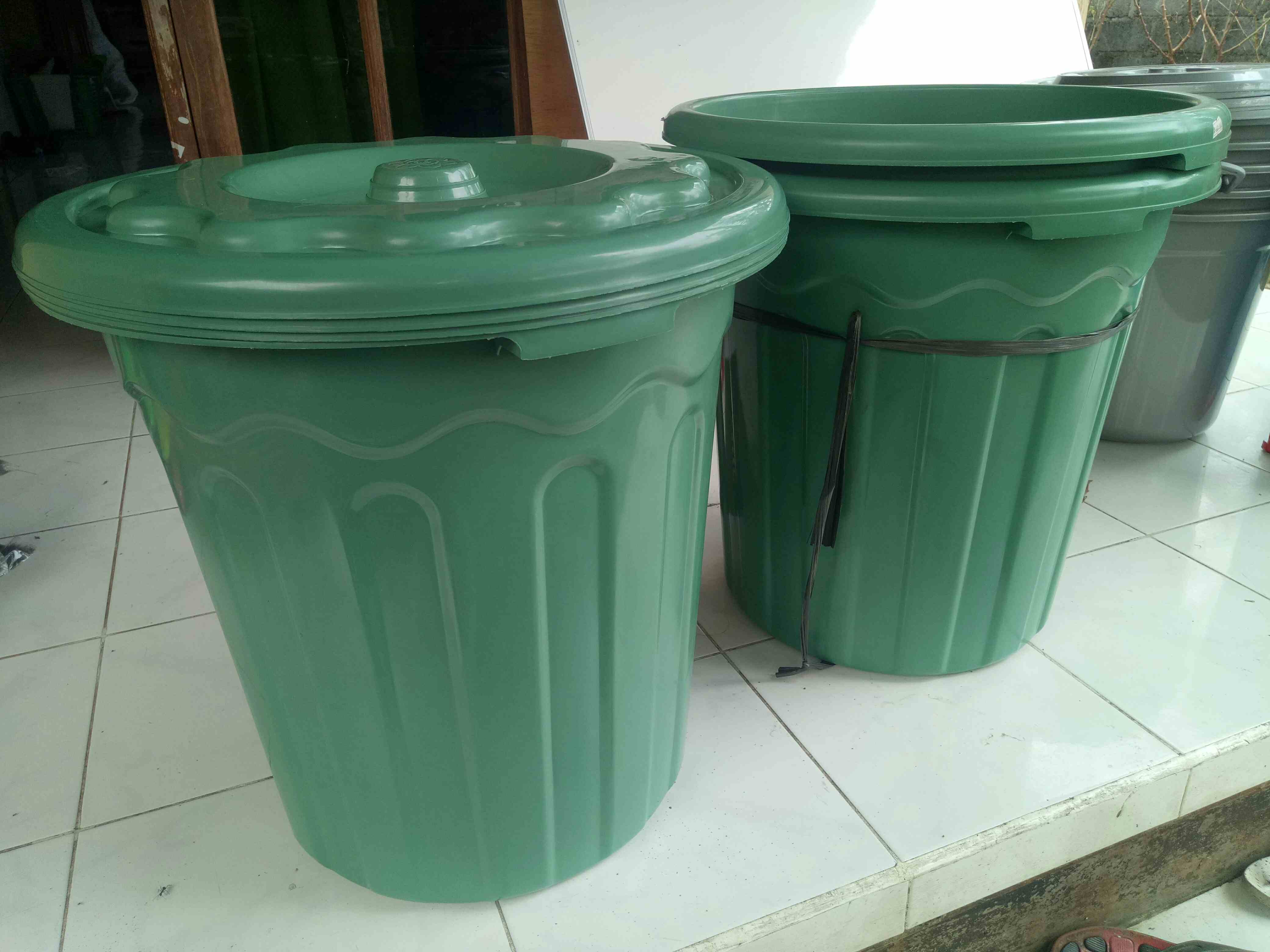 Tong Sampah 70 Liter Siplah 1301