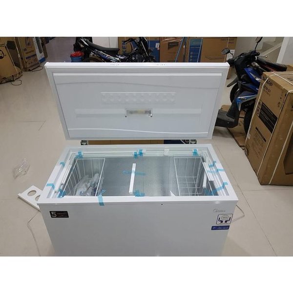 Freezer box deals midea