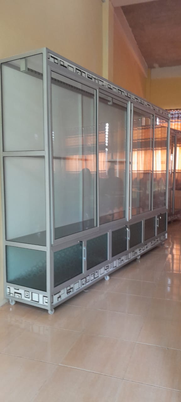 Lemari Kaca | SIPLah