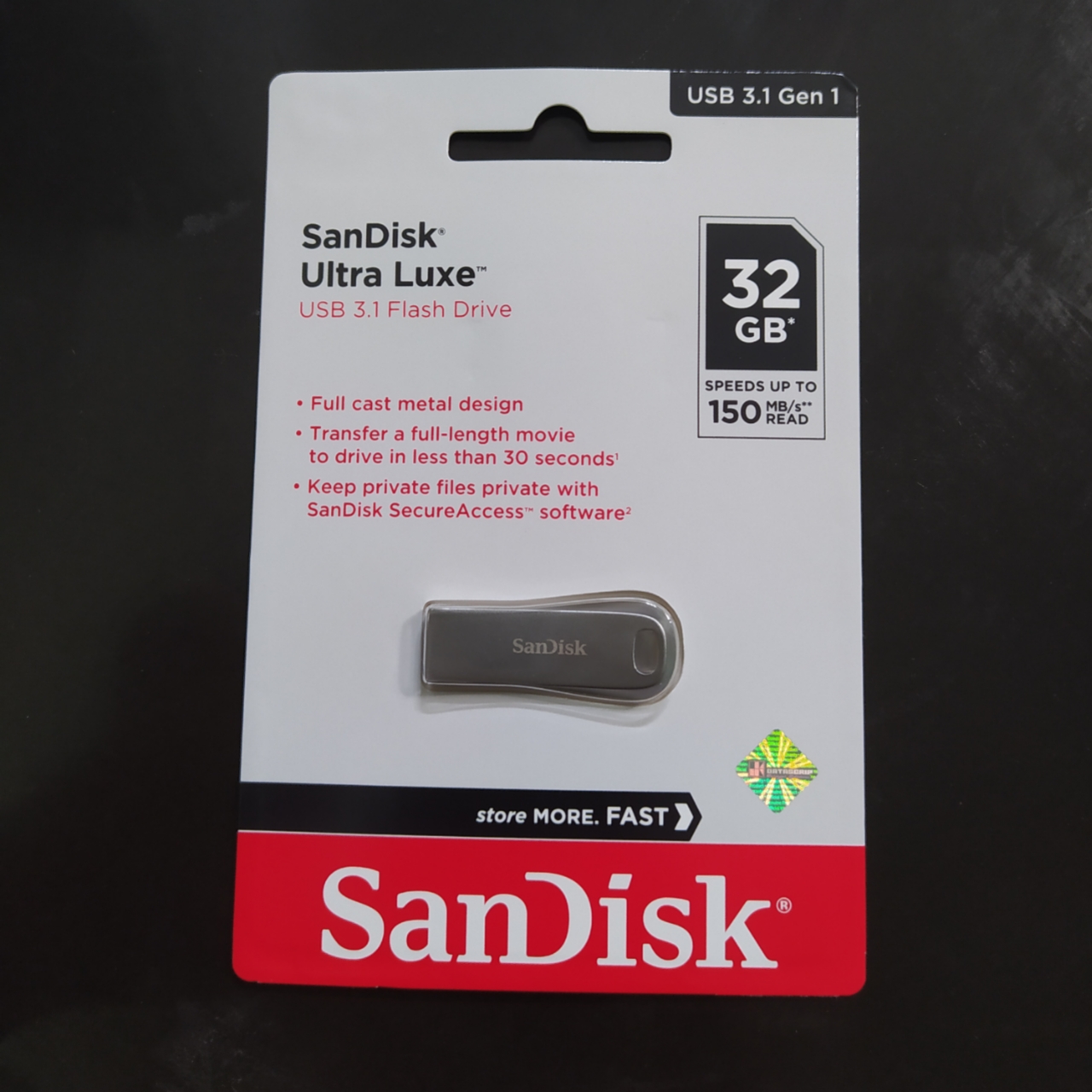 Flashdisk/Flashdrive/USB Drive Sandisk Ultra Luxe 32GB | SIPLah
