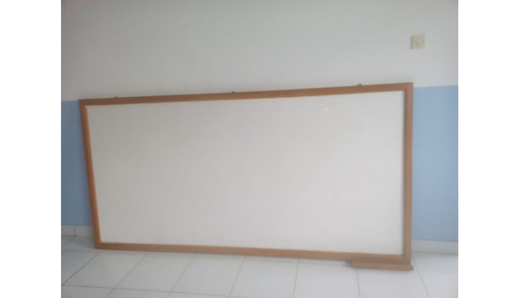 Papan Tulis Whiteboard Siplah